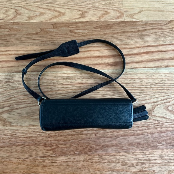 Marc Jacobs Shutter Crossbody - Picture 4 of 8